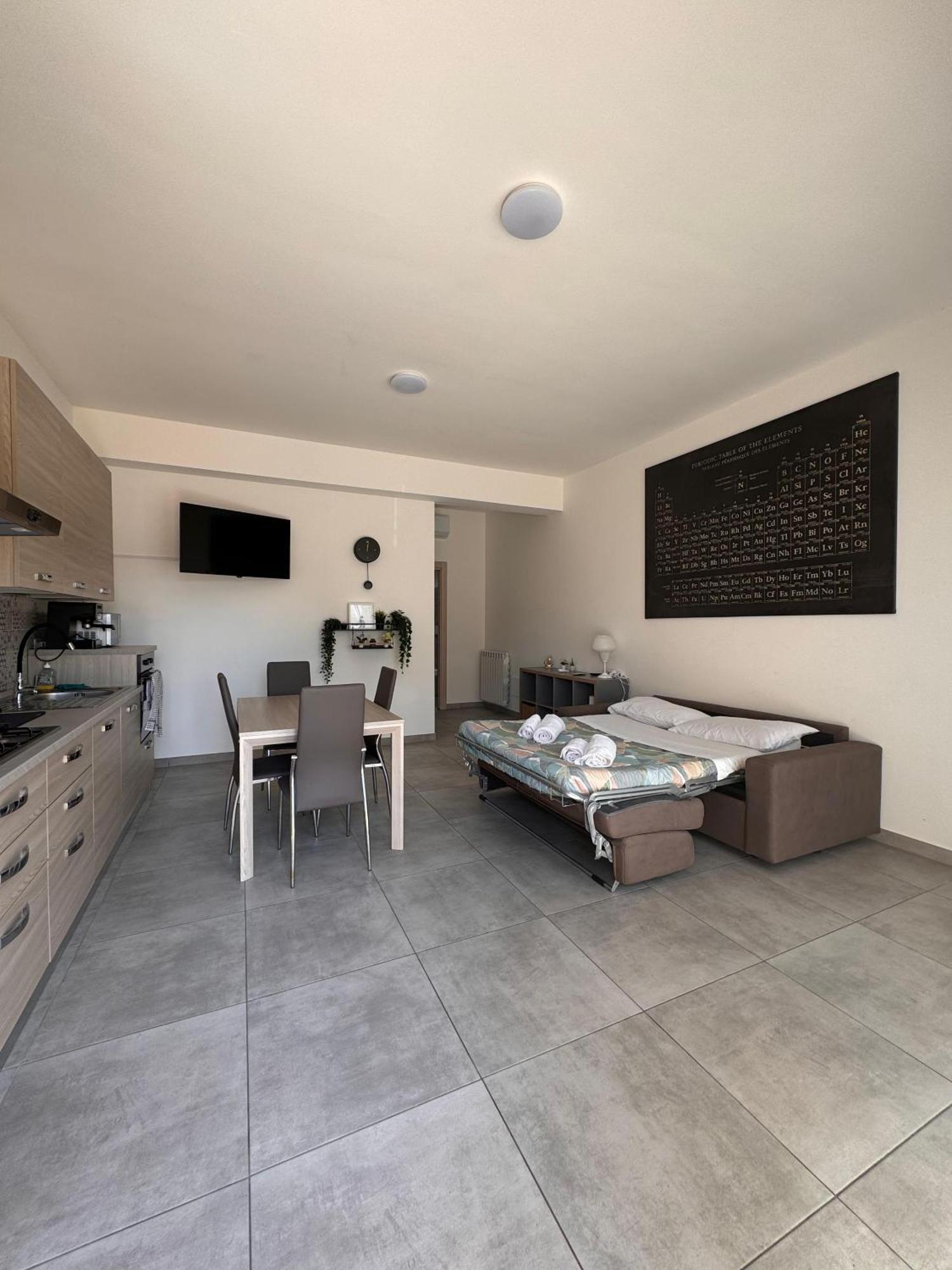 Oasi Moderna Indipendente Vicino All'aeroporto Apartment *